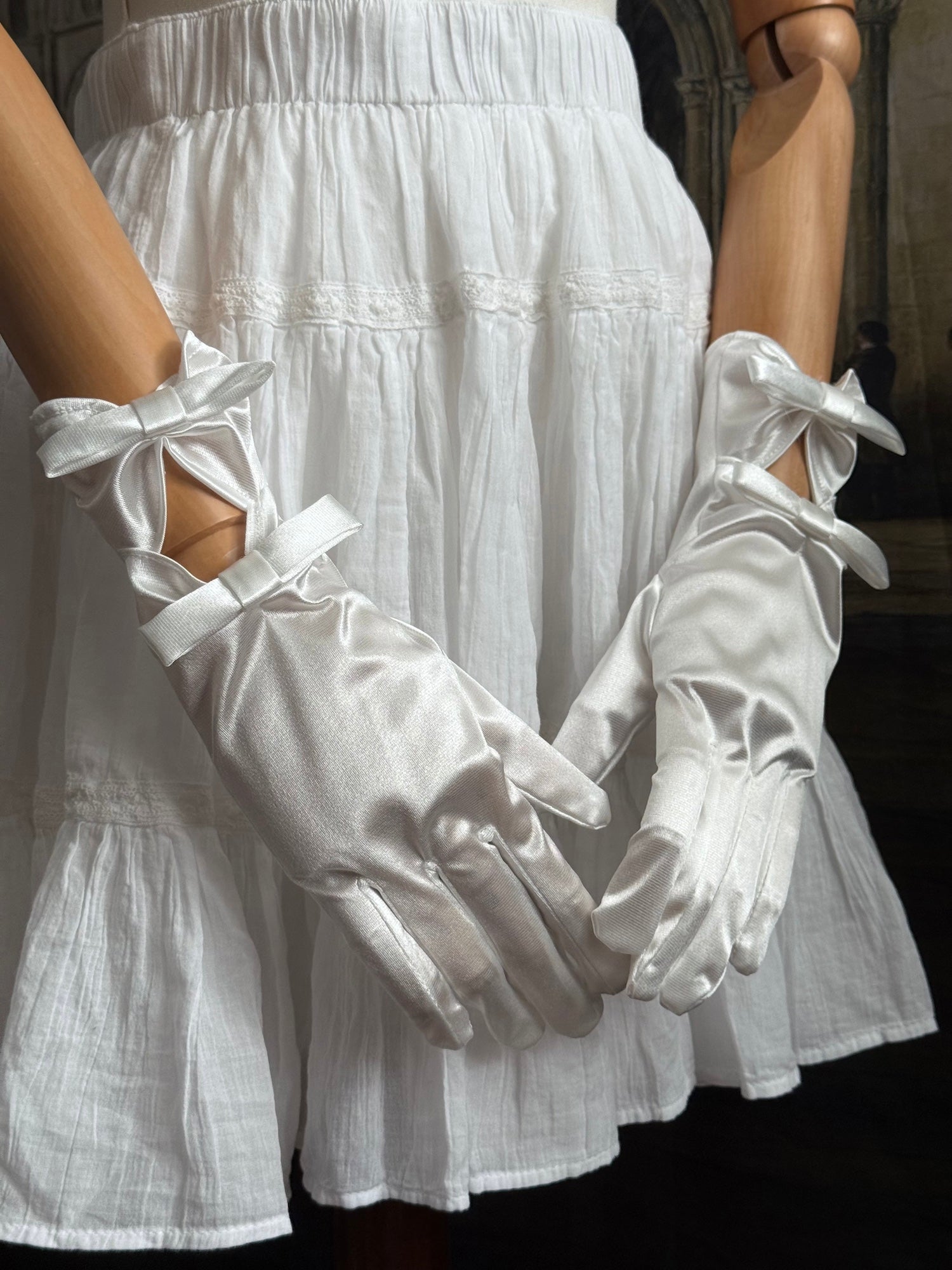 Historically Inspired Satin Gloves with Bow Details in White – Yore Finery