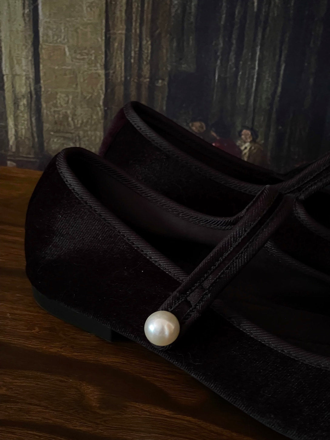 Historically Inspired Renaissance Style Velvet Slipper mary jane Flats in Gothic Black, historical shoes.