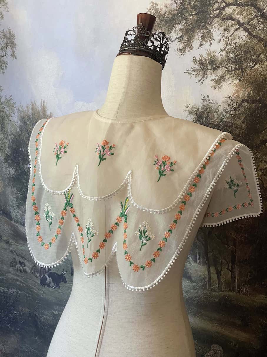 A Historically Inspired Wild Flower Embroidered Collar Capelet in Ivory, for Edwardian, Victorian, Regency, Rococo, and Baroque outfits.