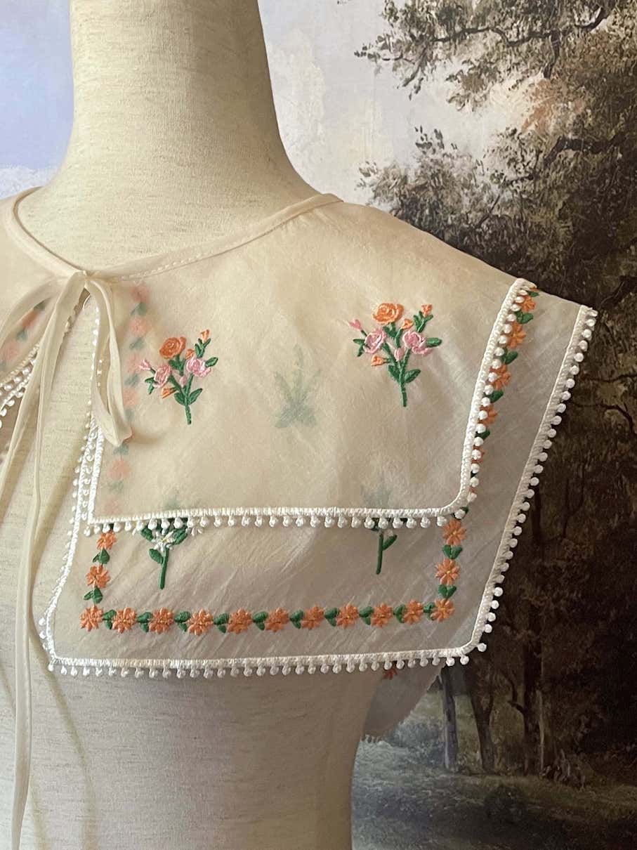 A Historically Inspired Wild Flower Embroidered Collar Capelet in Ivory, for Edwardian, Victorian, Regency, Rococo, and Baroque outfits.