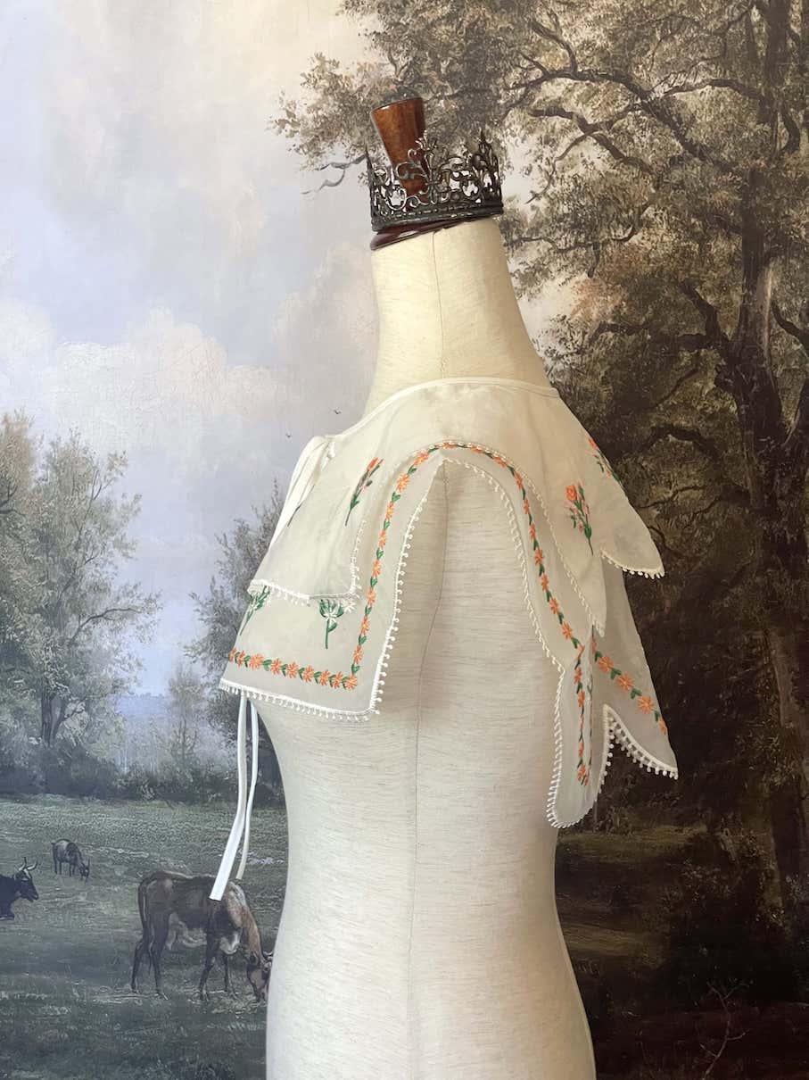 A Historically Inspired Wild Flower Embroidered Collar Capelet in White, for Edwardian, Victorian, Regency, Rococo, and Baroque outfits.