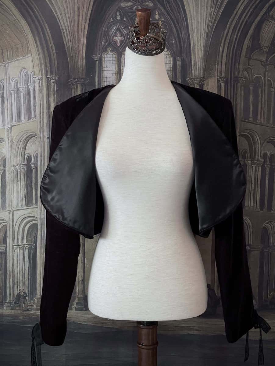 Vintage 1980's Scott McClintock Historically Inspired Regency Victorian Edwardian era Black Velvet Cropped Spencer Jacket.