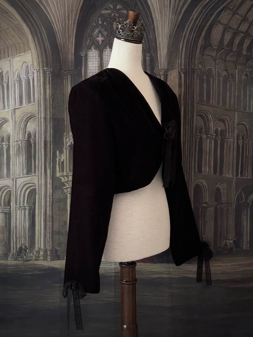 Vintage 1980's Scott McClintock Historically Inspired Regency Victorian Edwardian era Black Velvet Cropped Spencer Jacket.