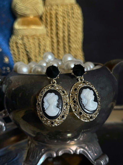 Historically Inspired Gothic Filigree Cameo Earrings in Black x Gold, for Victorian, Edwardian, Baroque, Regency, and Rococo Outfits.