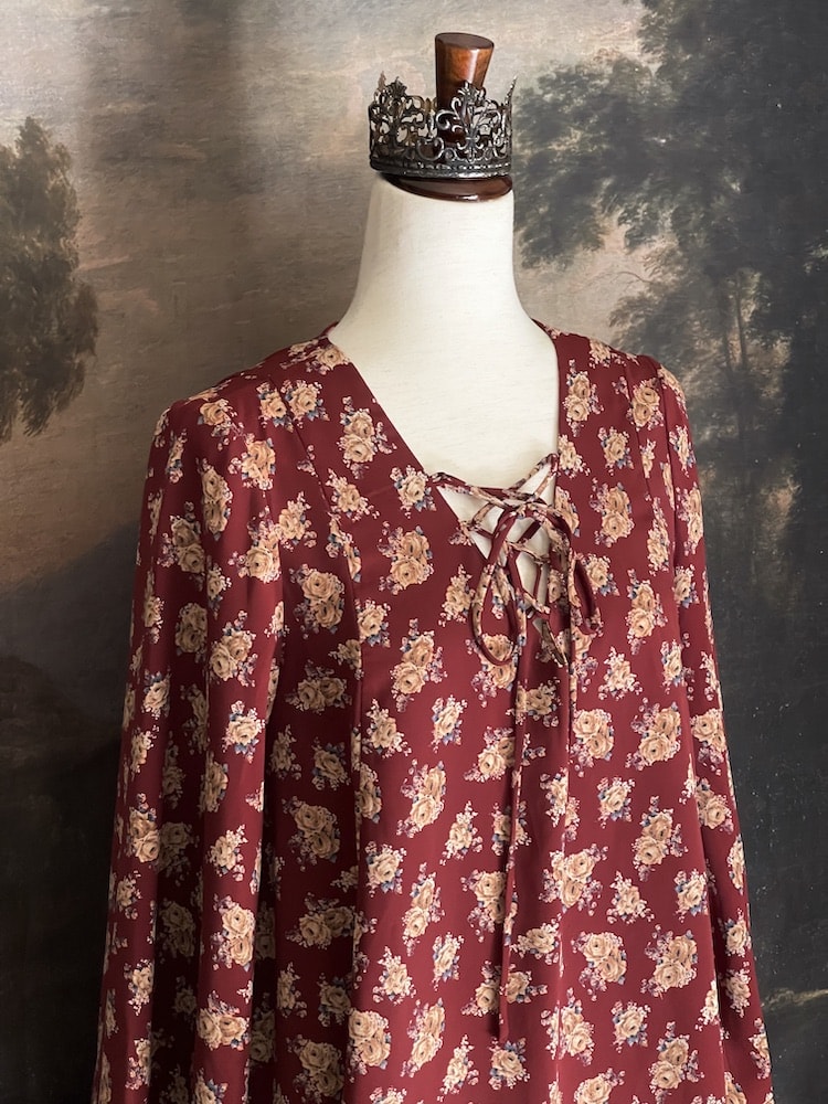 A Historically Inspired Bohemian Medieval Fantasy Burgundy Rose Print Lace-Up Bell Sleeve Tunic Dress 