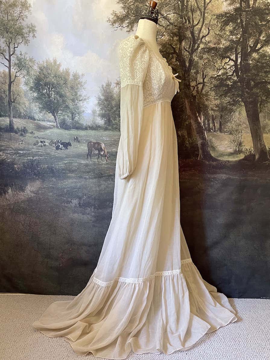 Vintage 1970's Audrey Marlett Maxi Prairie Dress with Historically-inspired details, long juliet bishop sleeves, lace sweetheart bodice, crochet lace trim. Edwardian and renaissance style.