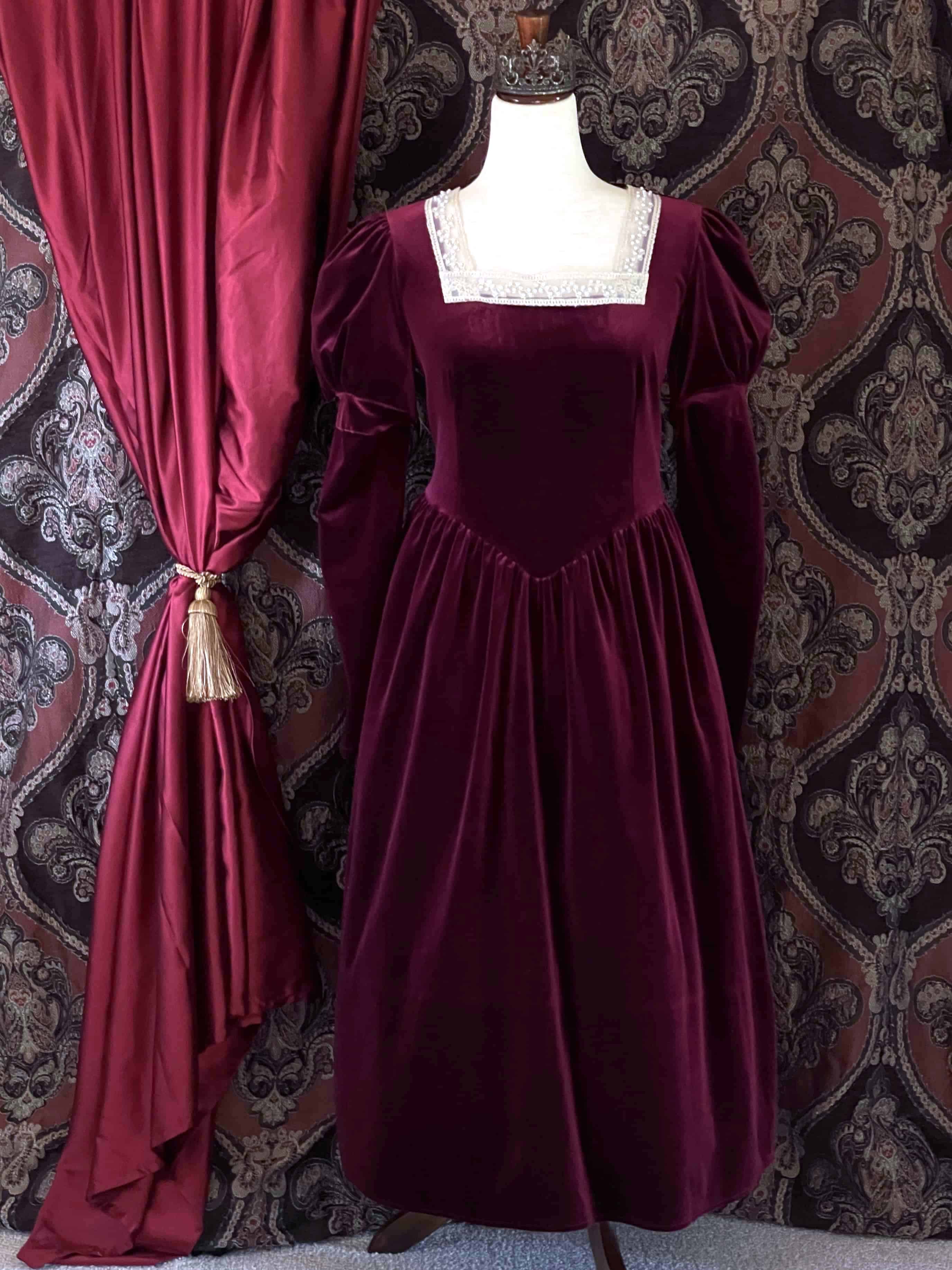 Renaissance outlet Style Velvet Gown