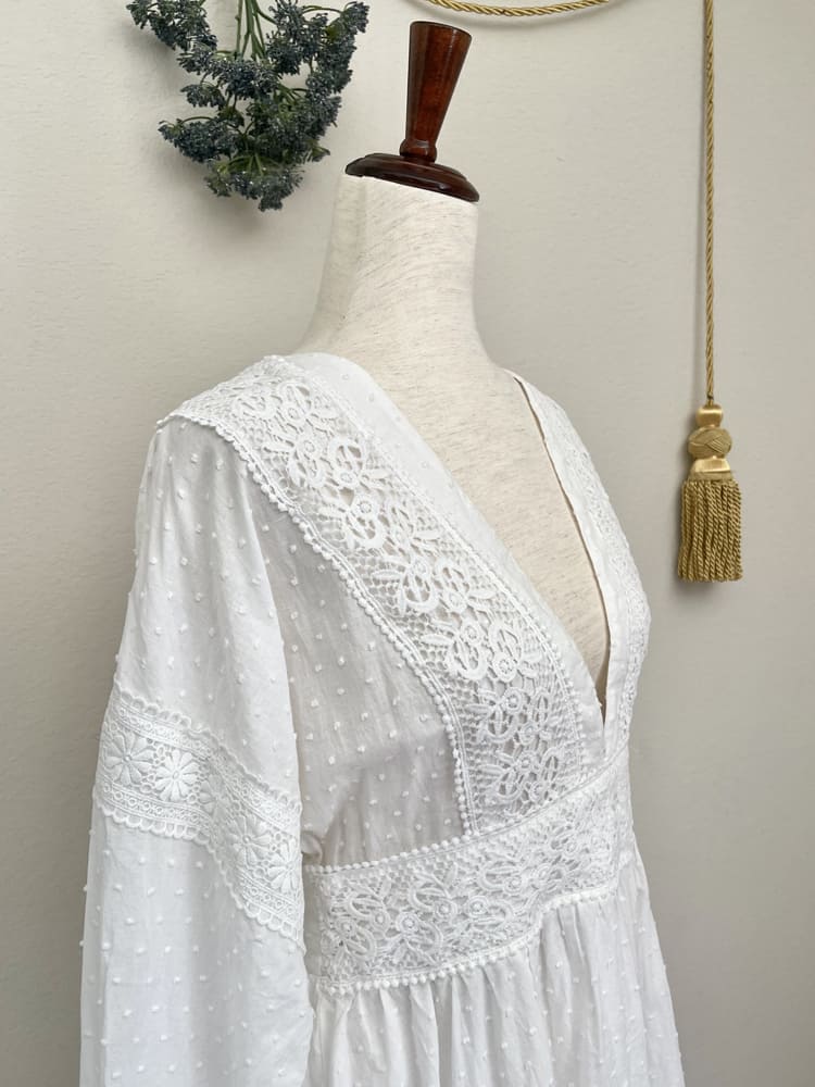 1800s white outlet dress