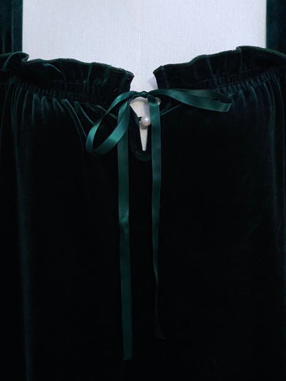 Details of the satin ribbon