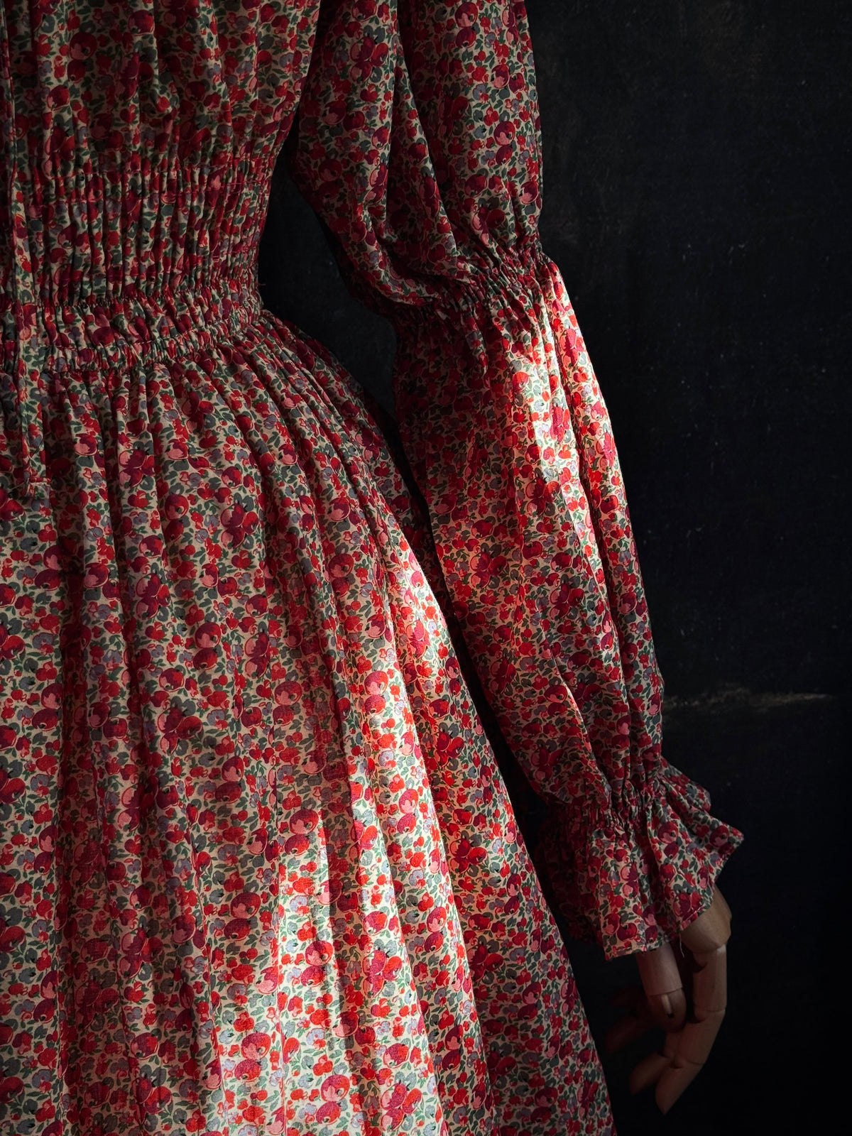 The sleeve details close up.