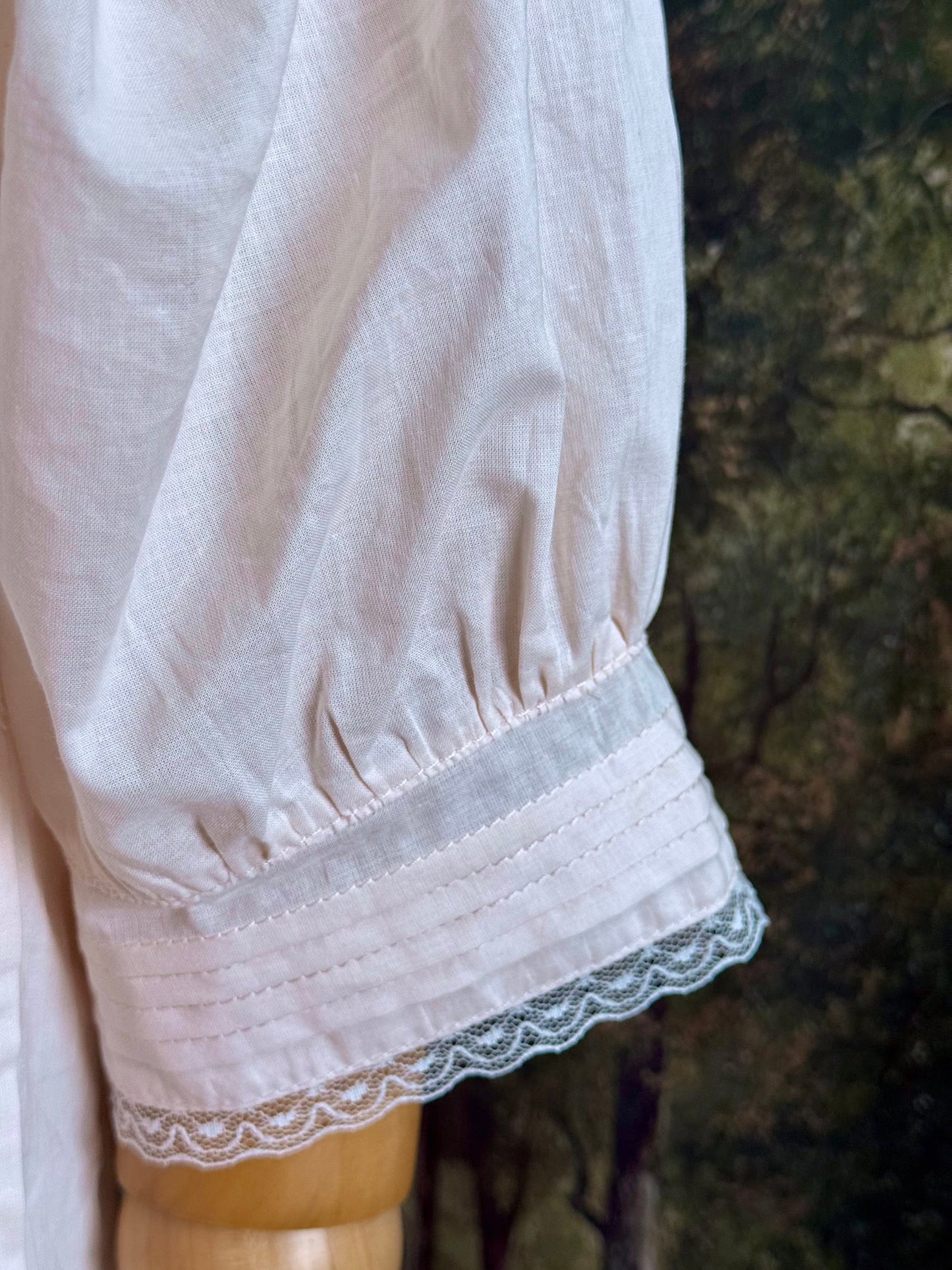 Close up of the trim.