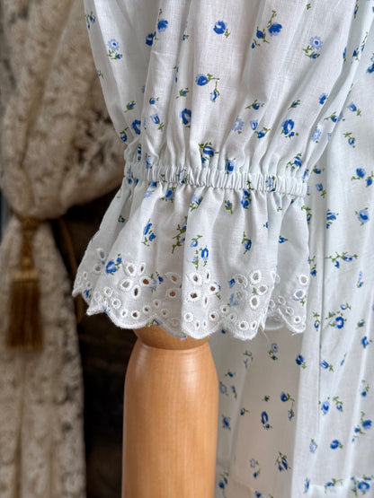 Lace trim close up detail